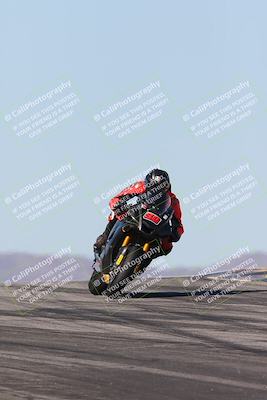 media/Dec-07-2025-CVMA (Sun) [[3e7d2de5dc]]/Race 6-The Shootout/